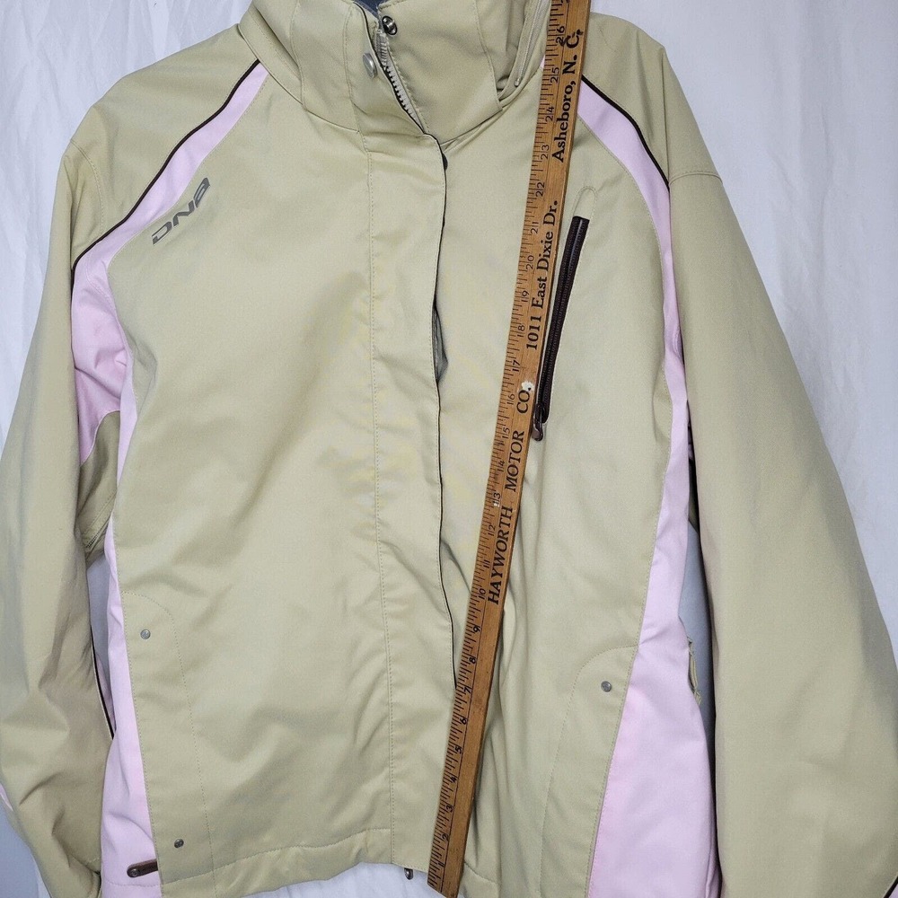 DNA Descente of North America Insulated Ski Jacket Womens Pockets Tan & Pink - Picture 9 of 16